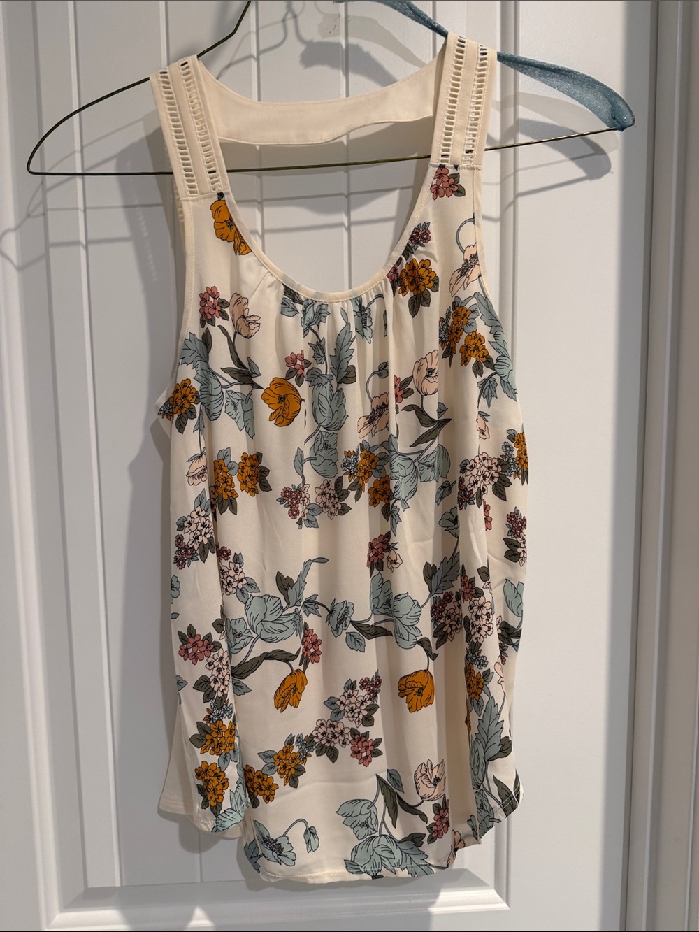 Maurices Cream Floral Sleeveless Camisole